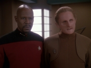 extant_StarTrek_DS9_4x12-ParadiseLost_01279.jpg