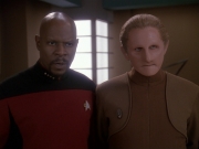 extant_StarTrek_DS9_4x12-ParadiseLost_01295.jpg