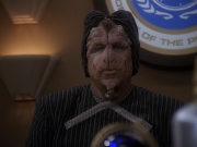 extant_StarTrek_DS9_4x12-ParadiseLost_01296.jpg
