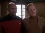 Filename=extant_StarTrek_DS9_4x12-ParadiseLost_01311.jpg
Filesize=132KiB
Dimensions=1200x900
Date added=Oct 21, 2019 extant_StarTrek_DS9_4x12-ParadiseLost_01311.jpg