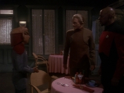 extant_StarTrek_DS9_4x12-ParadiseLost_01474.jpg