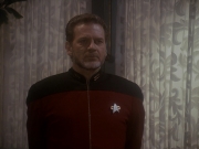 extant_StarTrek_DS9_4x12-ParadiseLost_01495.jpg