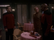 Filename=extant_StarTrek_DS9_4x12-ParadiseLost_01518.jpg
Filesize=158KiB
Dimensions=1200x900
Date added=Oct 21, 2019 extant_StarTrek_DS9_4x12-ParadiseLost_01518.jpg