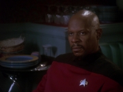 extant_StarTrek_DS9_4x12-ParadiseLost_01565.jpg