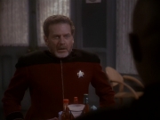 extant_StarTrek_DS9_4x12-ParadiseLost_01575.jpg