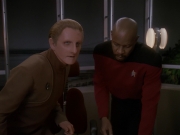 Filename=extant_StarTrek_DS9_4x12-ParadiseLost_02187.jpg
Filesize=126KiB
Dimensions=1200x900
Date added=Oct 21, 2019 extant_StarTrek_DS9_4x12-ParadiseLost_02187.jpg