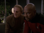 extant_StarTrek_DS9_4x12-ParadiseLost_02253.jpg