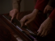 Filename=extant_StarTrek_DS9_4x12-ParadiseLost_02292.jpg
Filesize=138KiB
Dimensions=1200x900
Date added=Oct 21, 2019 extant_StarTrek_DS9_4x12-ParadiseLost_02292.jpg