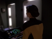 Filename=extant_StarTrek_DS9_4x12-ParadiseLost_02670.jpg
Filesize=150KiB
Dimensions=1200x900
Date added=Oct 21, 2019 extant_StarTrek_DS9_4x12-ParadiseLost_02670.jpg