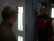Filename=extant_StarTrek_DS9_4x12-ParadiseLost_02748.jpg
Filesize=120KiB
Dimensions=1200x900
Date added=Oct 21, 2019 extant_StarTrek_DS9_4x12-ParadiseLost_02748.jpg