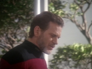 extant_StarTrek_DS9_4x12-ParadiseLost_02986.jpg