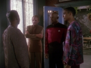Filename=extant_StarTrek_DS9_4x12-ParadiseLost_03631.jpg
Filesize=190KiB
Dimensions=1200x900
Date added=Oct 21, 2019 extant_StarTrek_DS9_4x12-ParadiseLost_03631.jpg