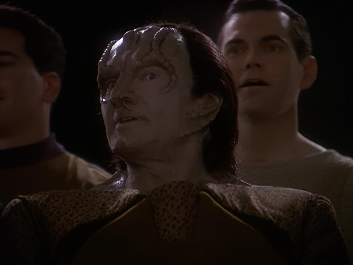 extant_StarTrek_DS9_4x22-ForTheCause_00838.jpg