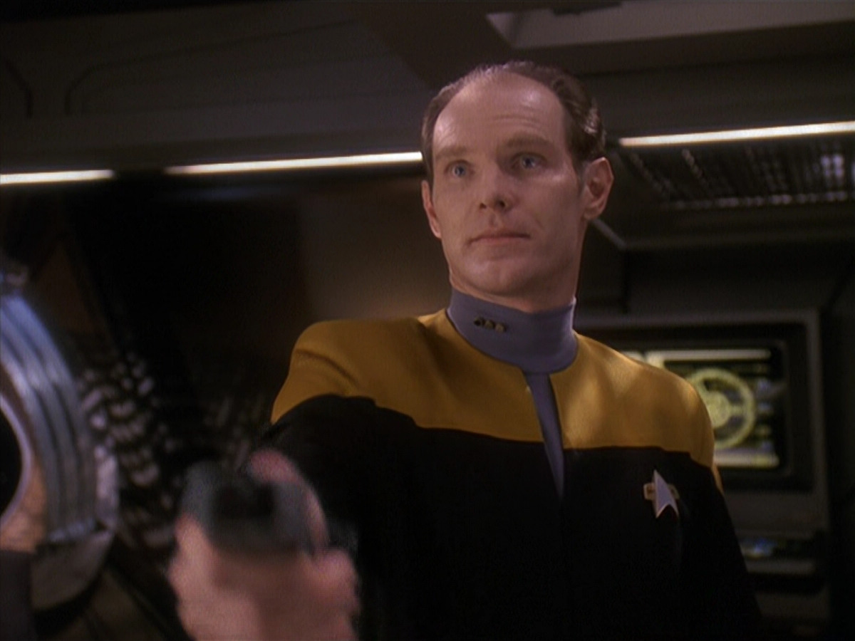 extant_StarTrek_DS9_4x22-ForTheCause_02938.jpg