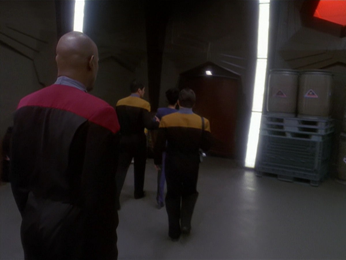 extant_StarTrek_DS9_4x22-ForTheCause_03756.jpg