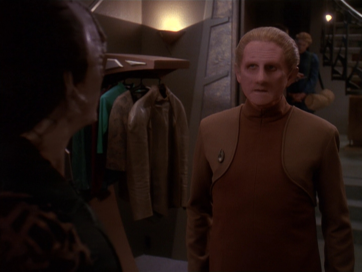 extant_StarTrek_DS9_4x26-BrokenLink_00020.jpg