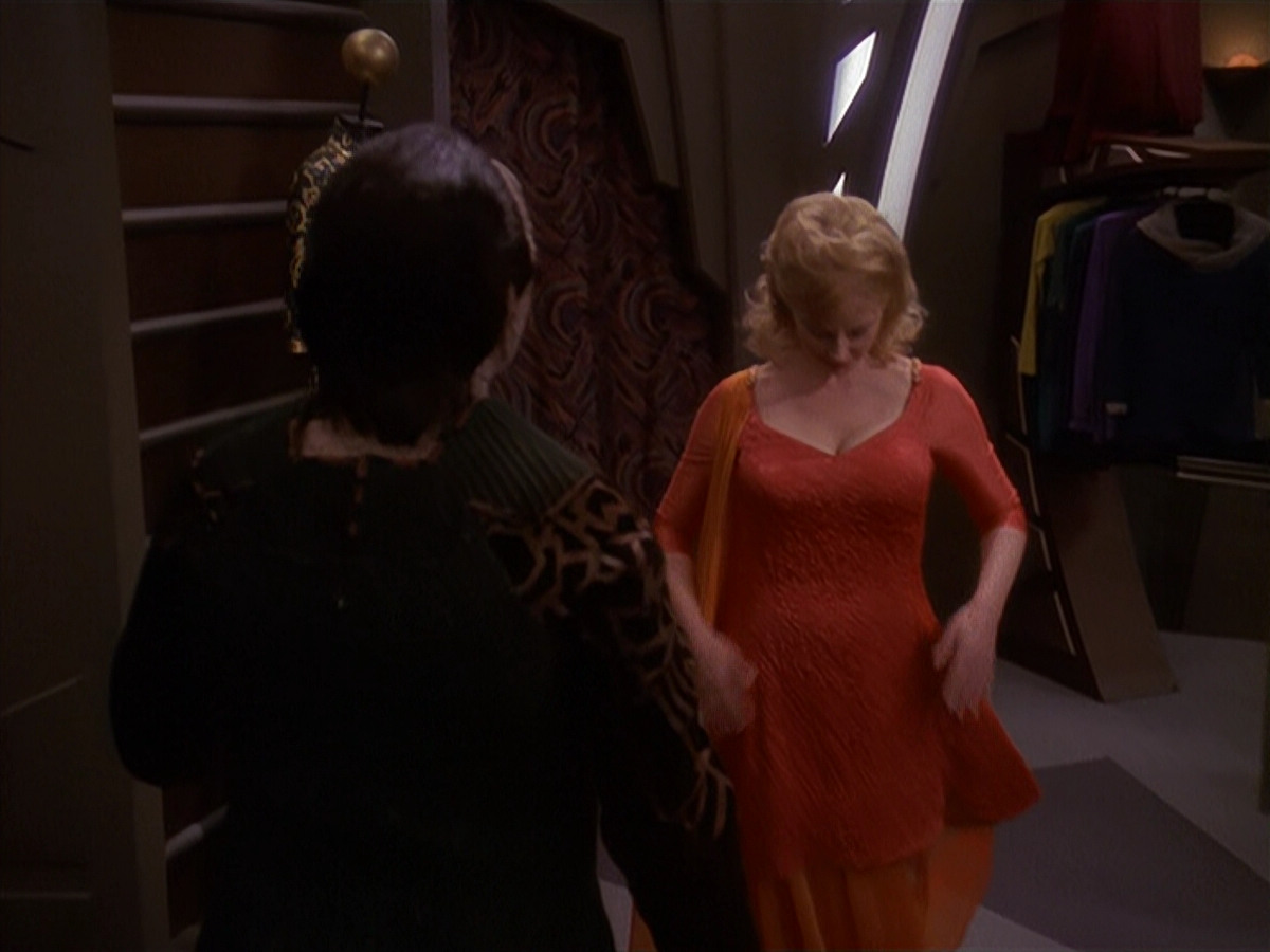 extant_StarTrek_DS9_4x26-BrokenLink_00043.jpg