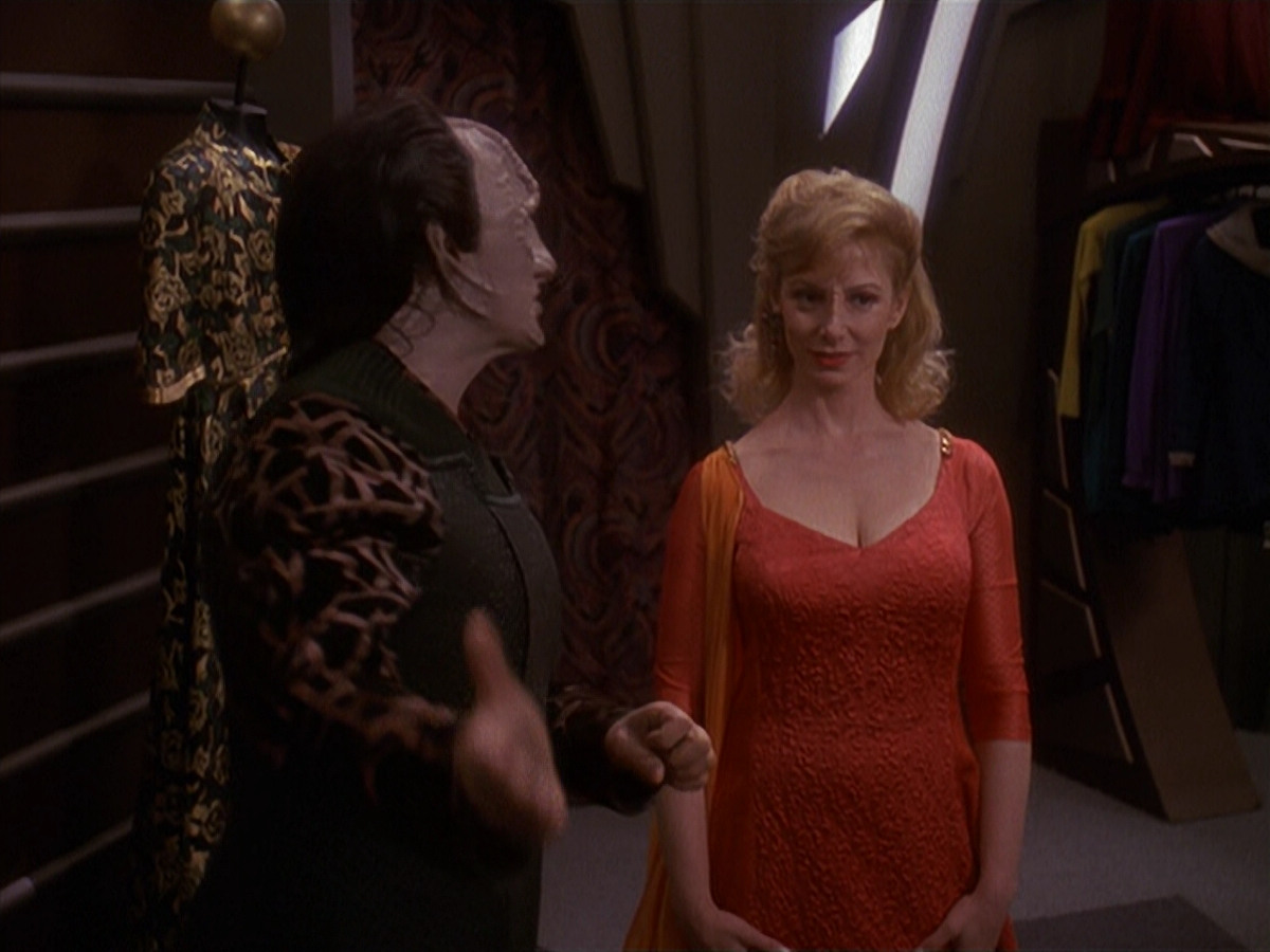 extant_StarTrek_DS9_4x26-BrokenLink_00055.jpg