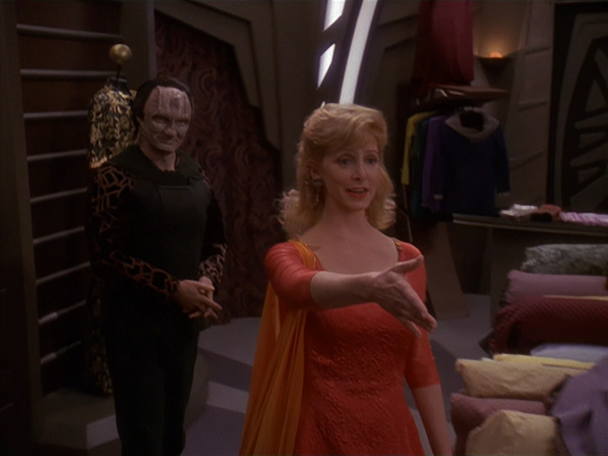 extant_StarTrek_DS9_4x26-BrokenLink_00064.jpg