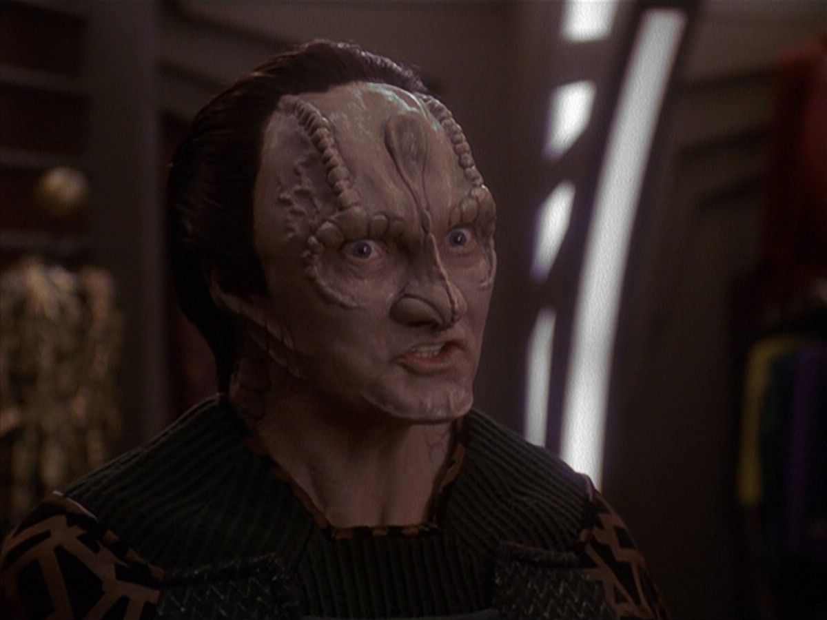 extant_StarTrek_DS9_4x26-BrokenLink_00172.jpg