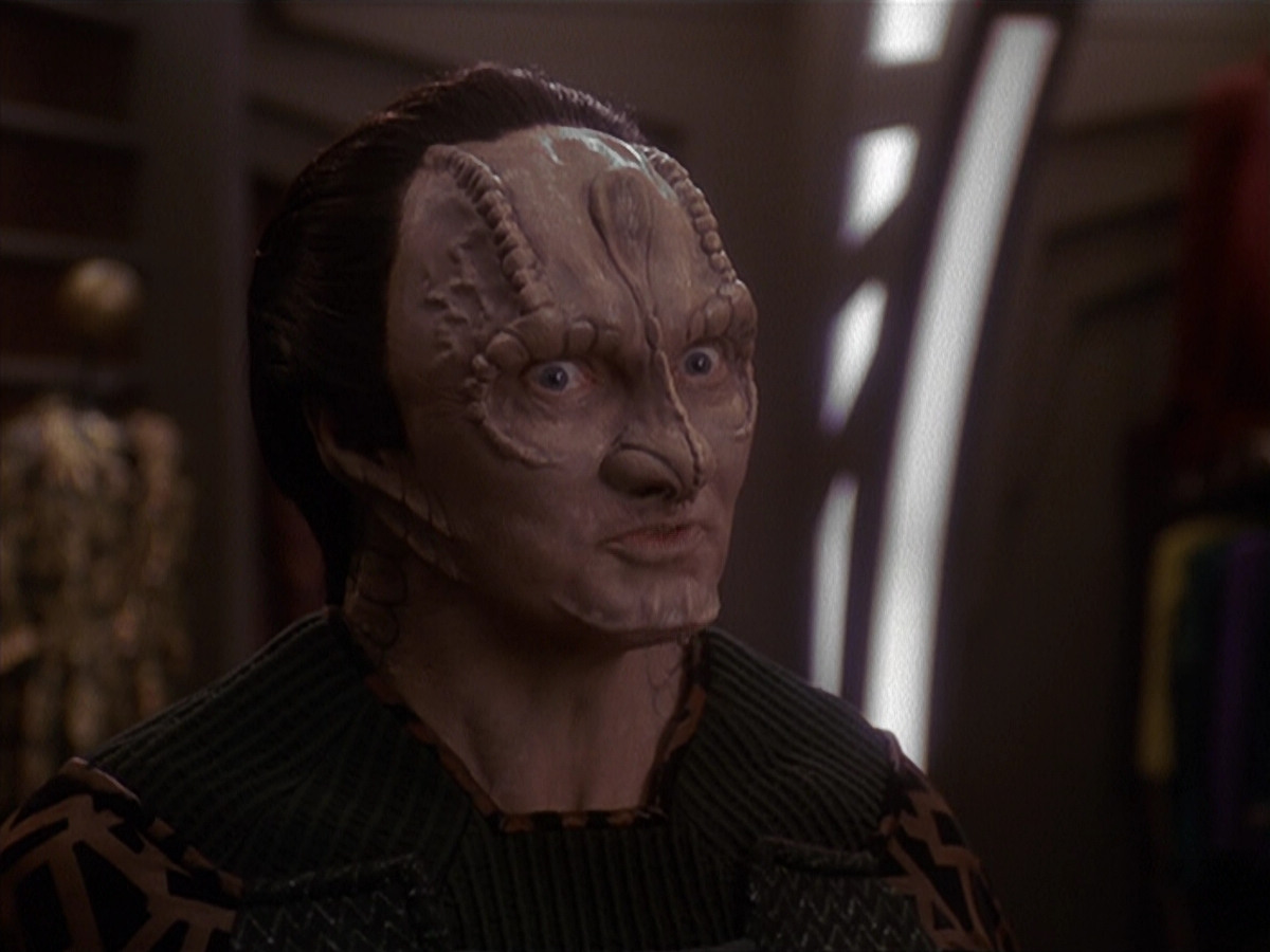 extant_StarTrek_DS9_4x26-BrokenLink_00173.jpg