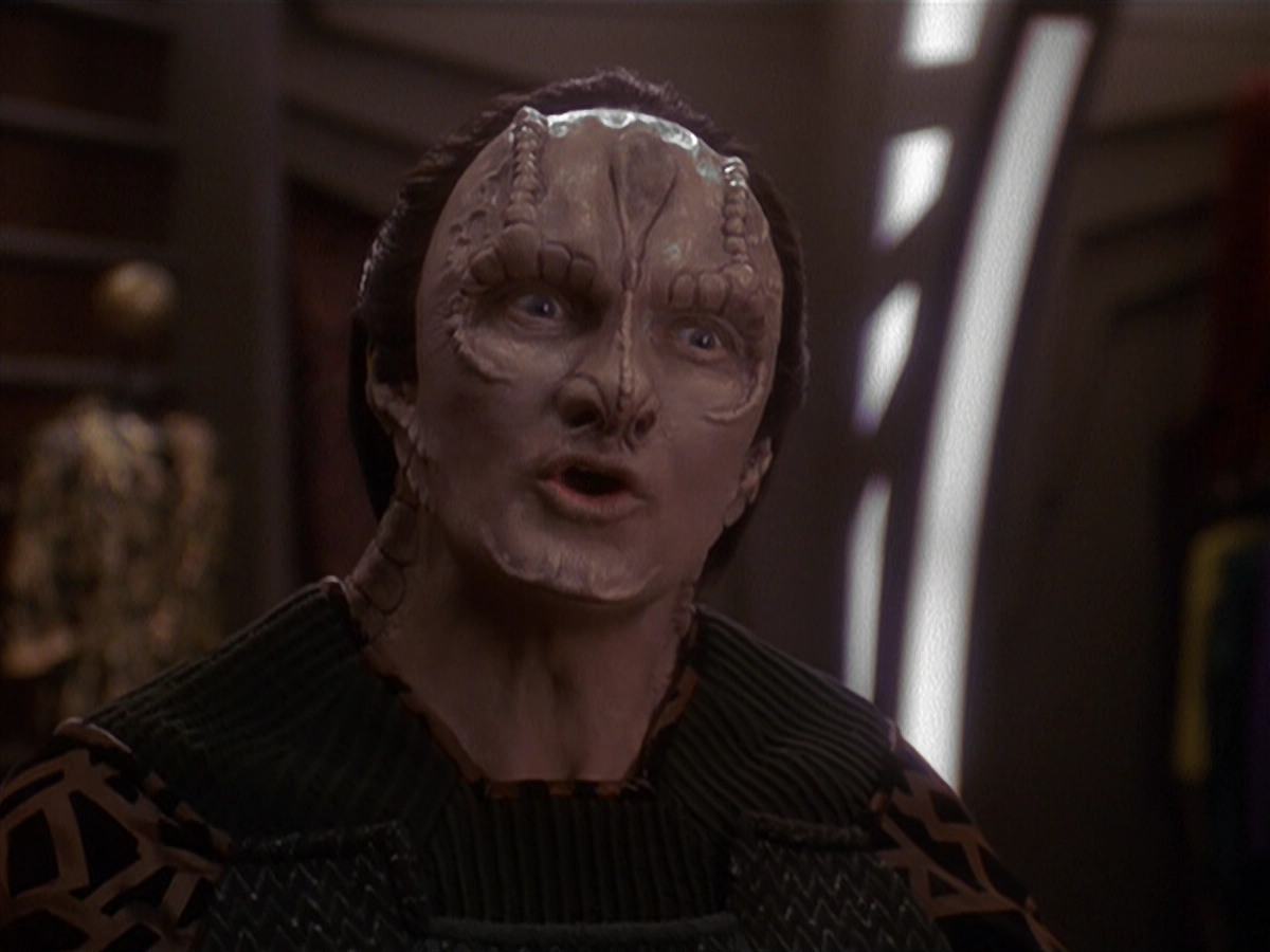 extant_StarTrek_DS9_4x26-BrokenLink_00184.jpg
