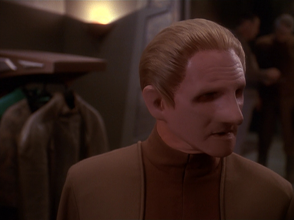 extant_StarTrek_DS9_4x26-BrokenLink_00195.jpg