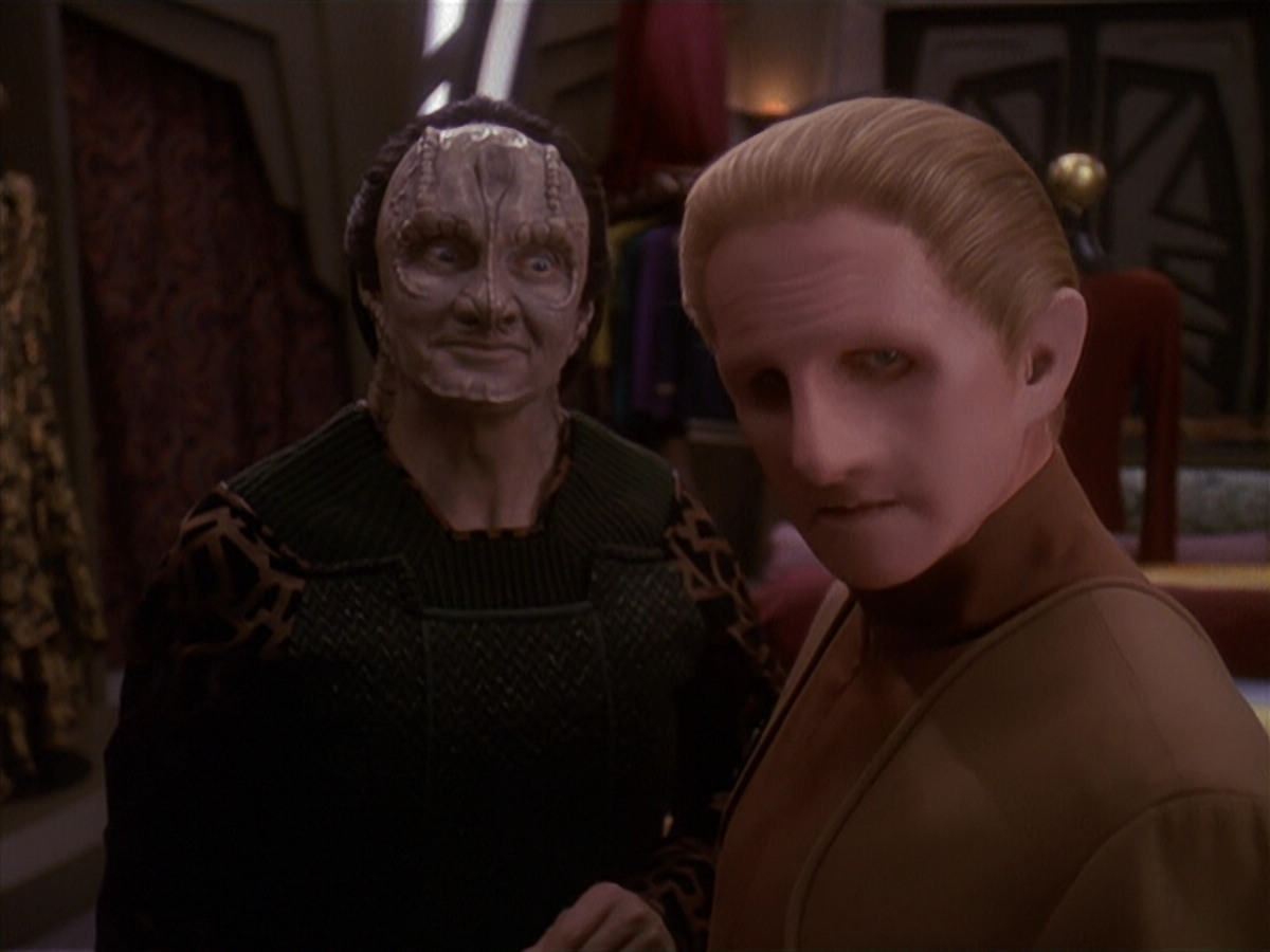 extant_StarTrek_DS9_4x26-BrokenLink_00204.jpg