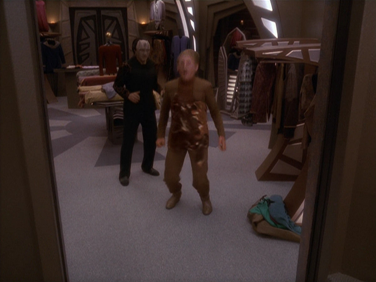 extant_StarTrek_DS9_4x26-BrokenLink_00227.jpg