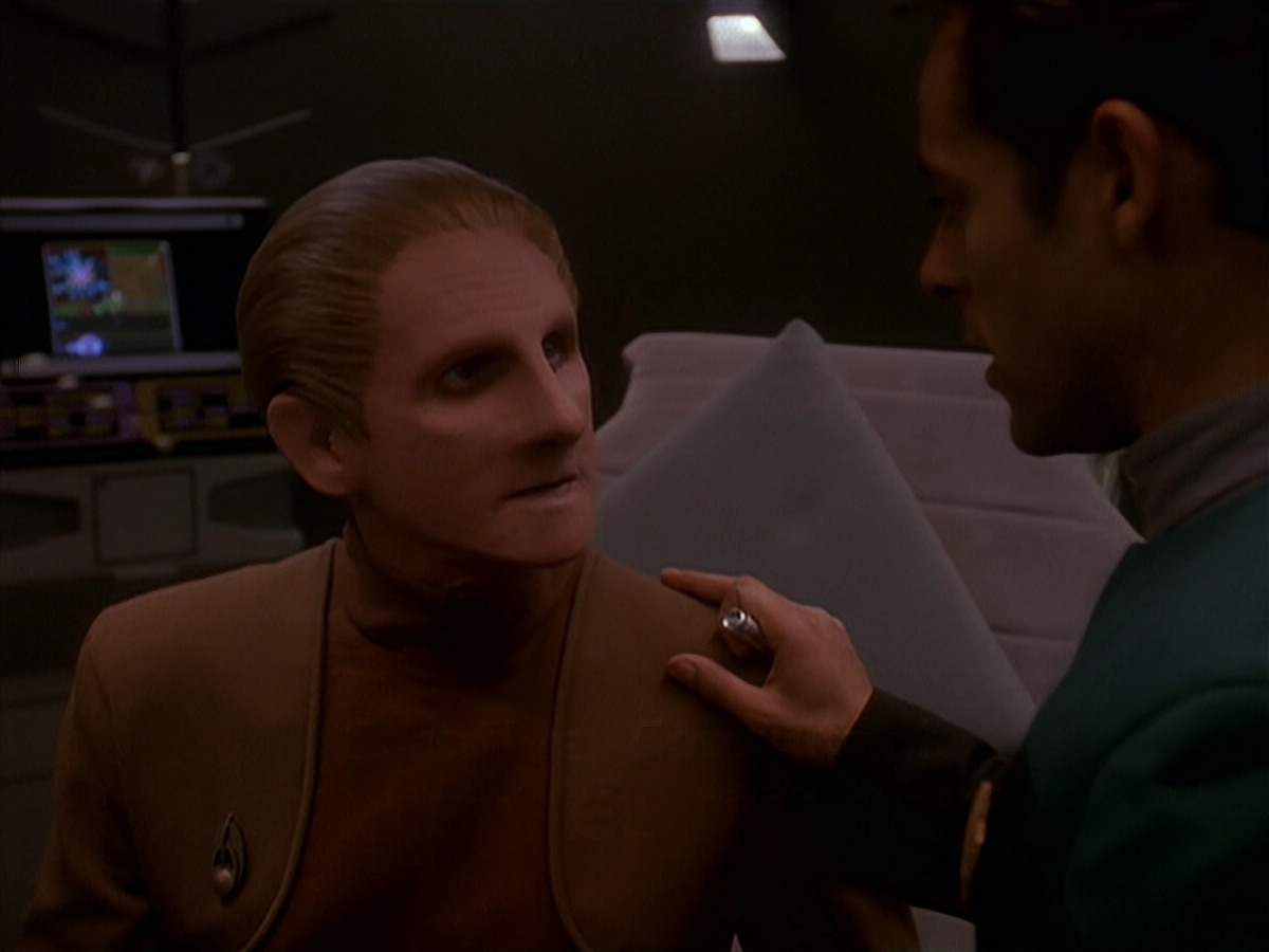 extant_StarTrek_DS9_4x26-BrokenLink_00464.jpg
