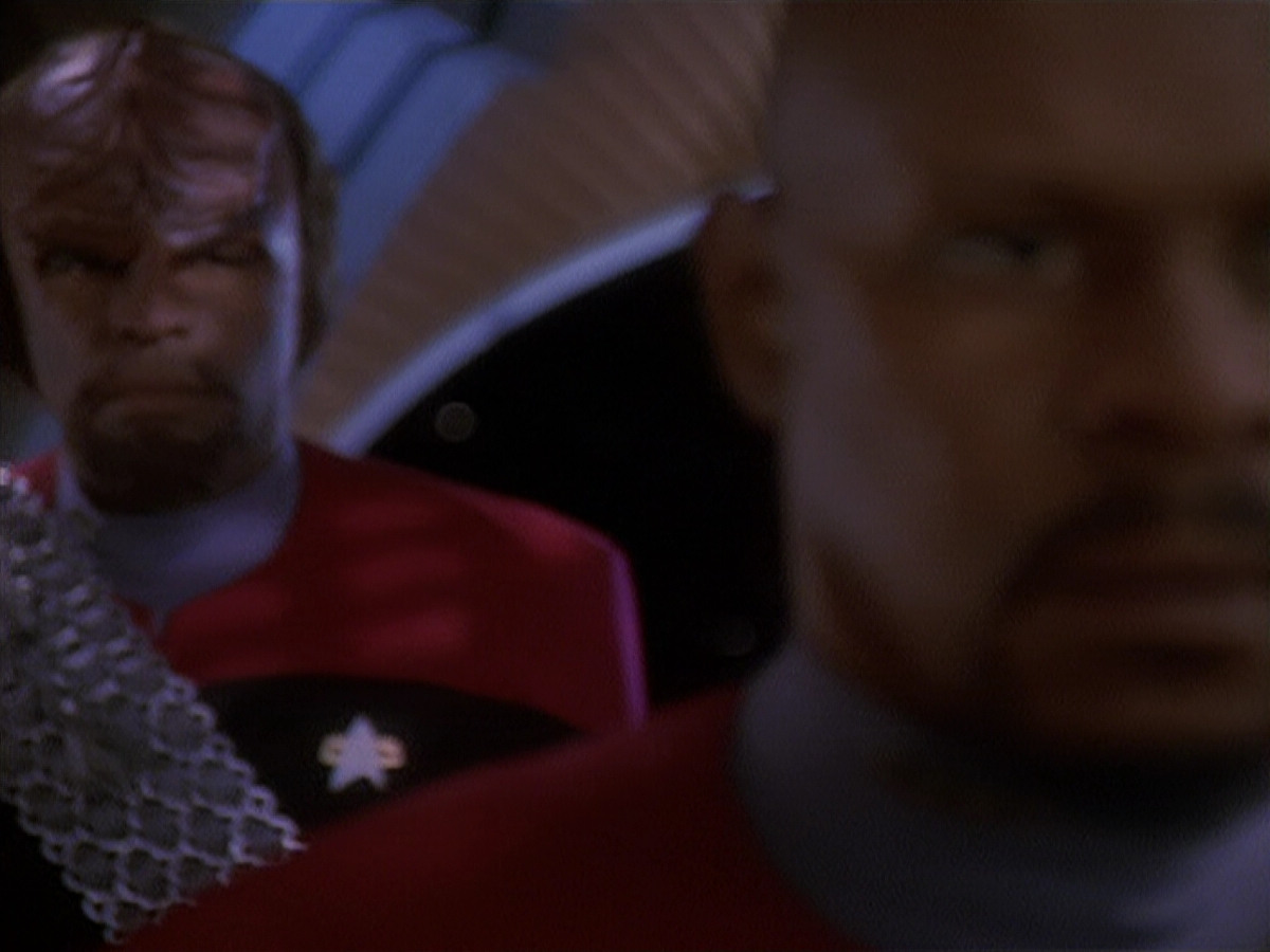 extant_StarTrek_DS9_4x26-BrokenLink_00540.jpg