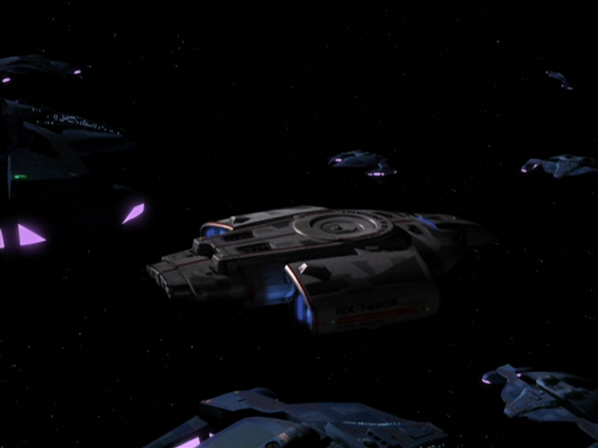 extant_StarTrek_DS9_4x26-BrokenLink_01762.jpg