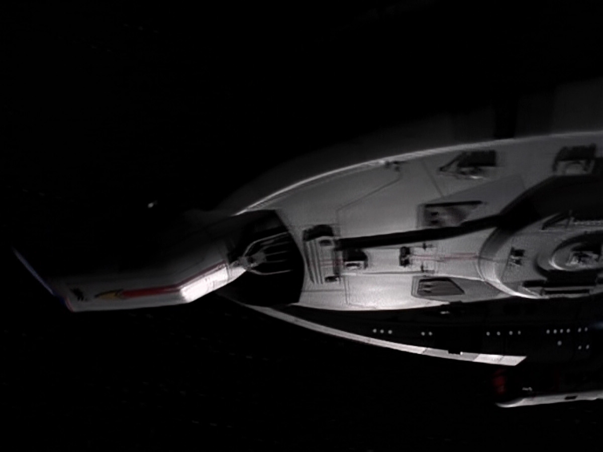 extant_StarTrek_DS9_4x26-BrokenLink_03313.jpg