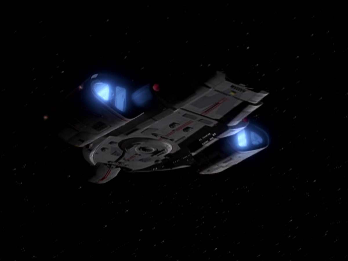 extant_StarTrek_DS9_4x26-BrokenLink_03317.jpg