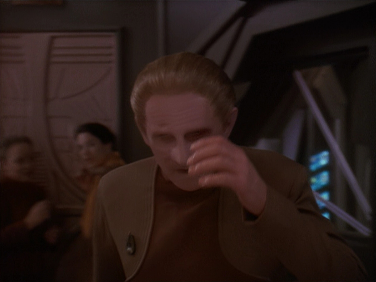 extant_StarTrek_DS9_4x26-BrokenLink_03496.jpg
