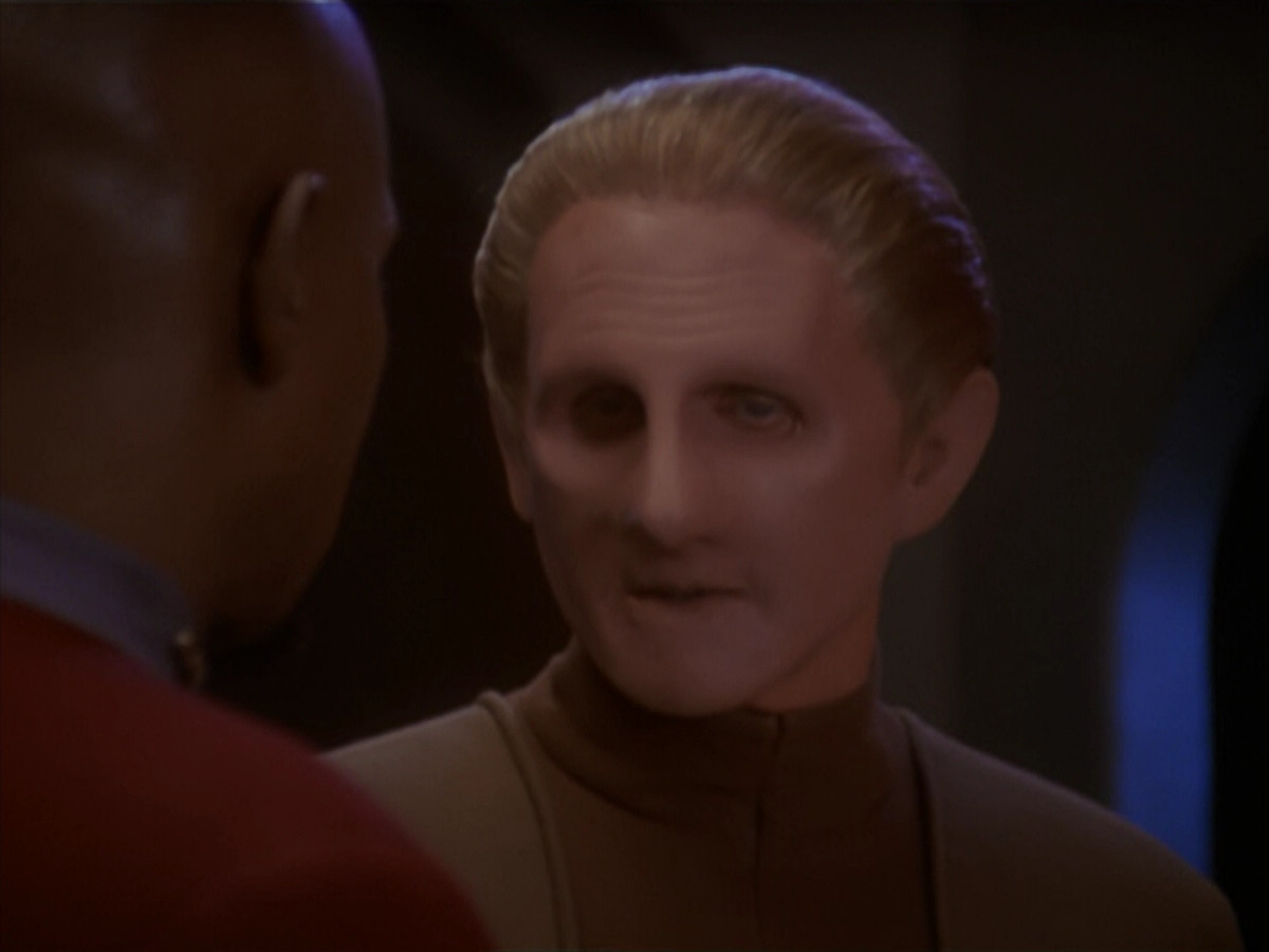 extant_StarTrek_DS9_4x26-BrokenLink_03558.jpg