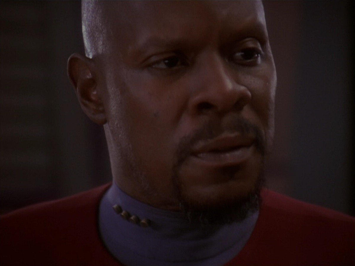 extant_StarTrek_DS9_4x26-BrokenLink_03599.jpg