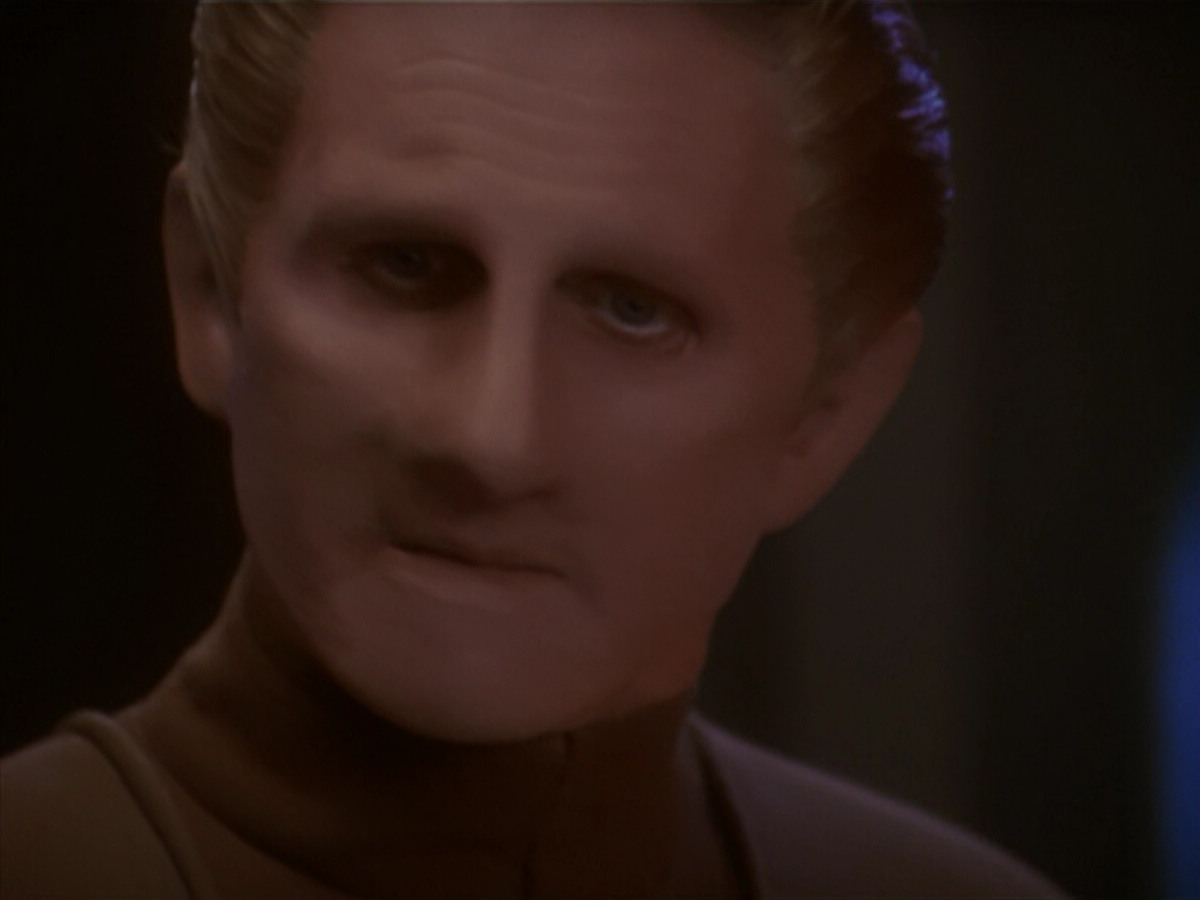 extant_StarTrek_DS9_4x26-BrokenLink_03602.jpg