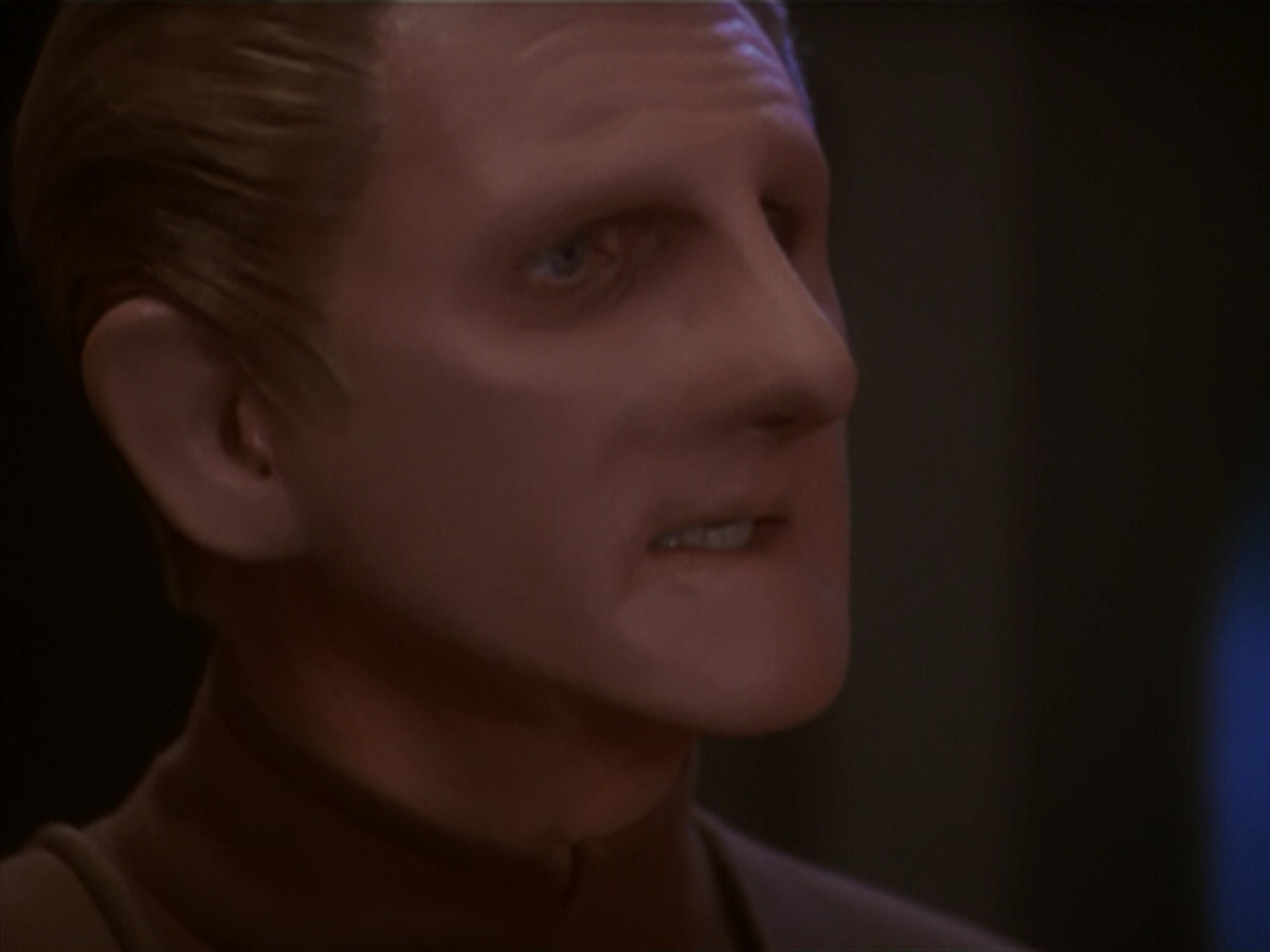 extant_StarTrek_DS9_4x26-BrokenLink_03607.jpg