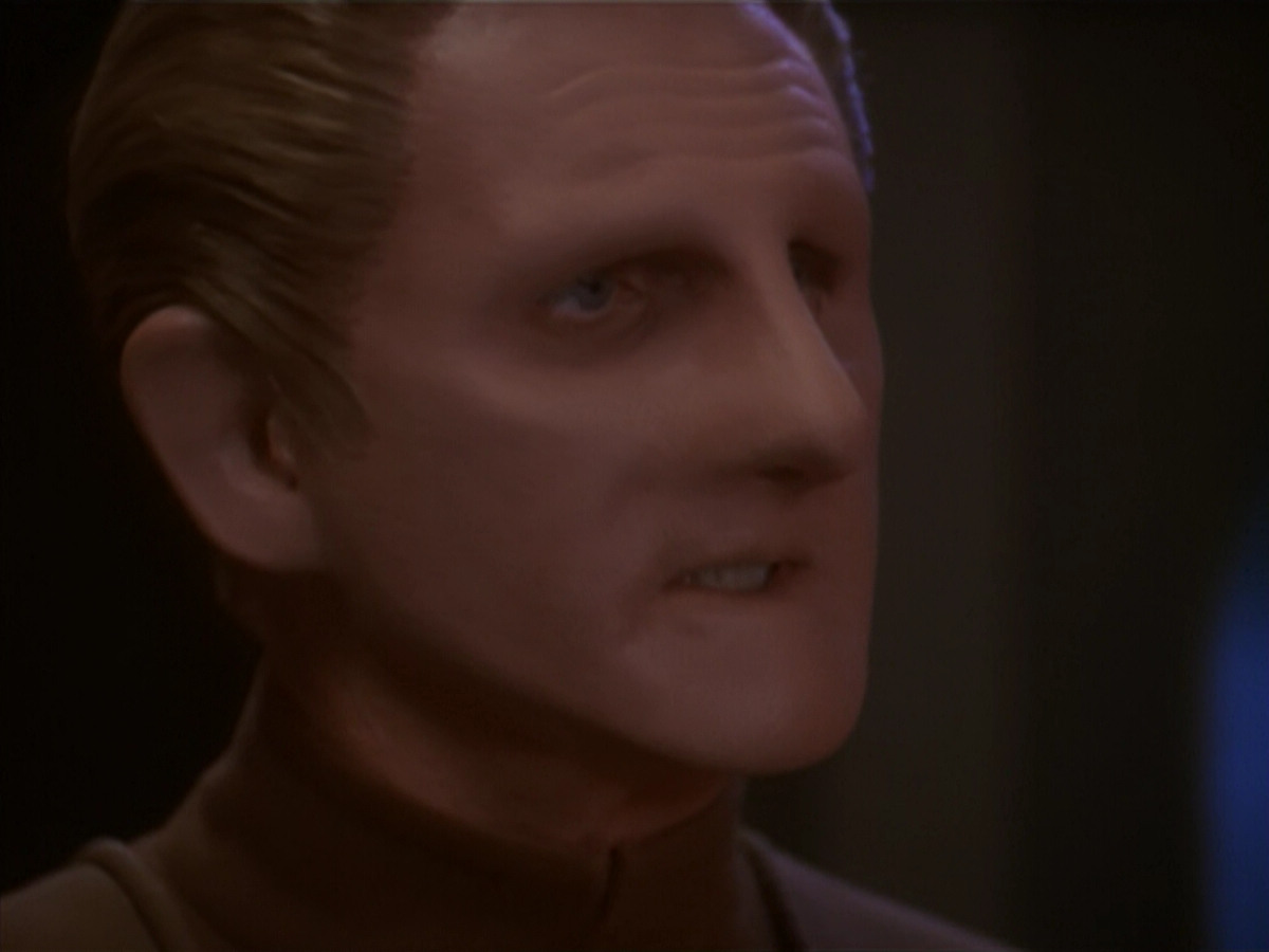 extant_StarTrek_DS9_4x26-BrokenLink_03608.jpg