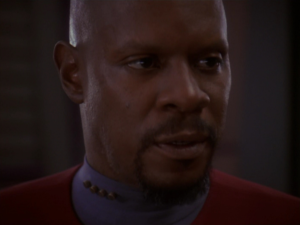 extant_StarTrek_DS9_4x26-BrokenLink_03617.jpg