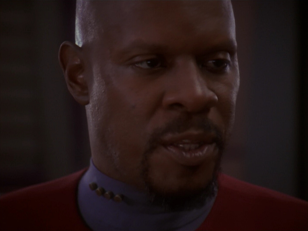 extant_StarTrek_DS9_4x26-BrokenLink_03618.jpg