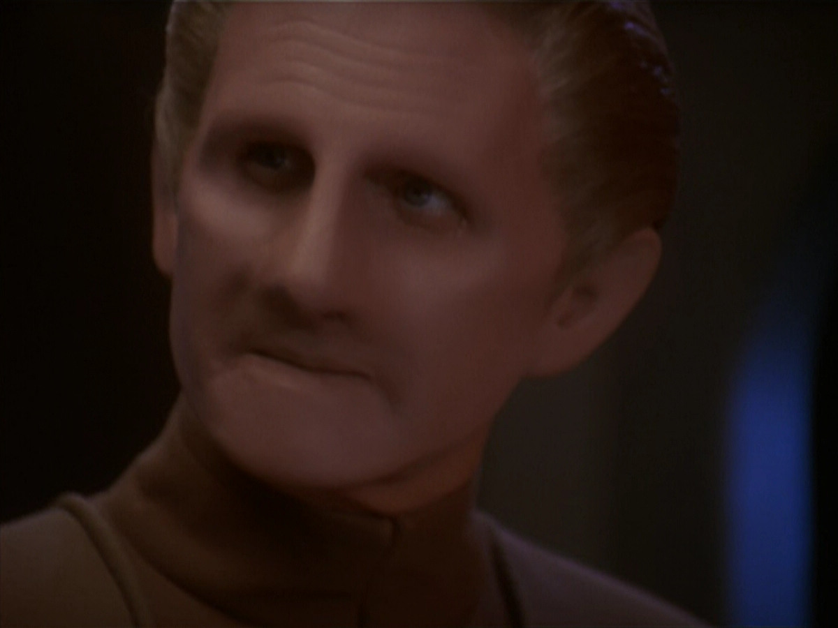 extant_StarTrek_DS9_4x26-BrokenLink_03622.jpg