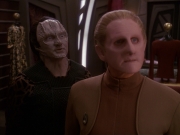 extant_StarTrek_DS9_4x26-BrokenLink_00151.jpg
