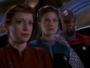 extant_StarTrek_DS9_4x26-BrokenLink_00568.jpg