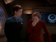 extant_StarTrek_DS9_4x26-BrokenLink_00668.jpg