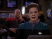 extant_StarTrek_DS9_4x26-BrokenLink_01731.jpg