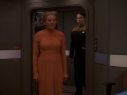 extant_StarTrek_DS9_4x26-BrokenLink_02025.jpg