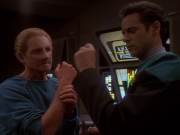 extant_StarTrek_DS9_4x26-BrokenLink_03223.jpg