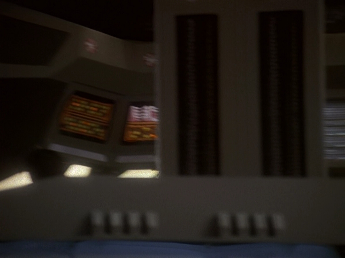 extant_StarTrek_DS9_5x01-ApocalypseRising_00150.jpg